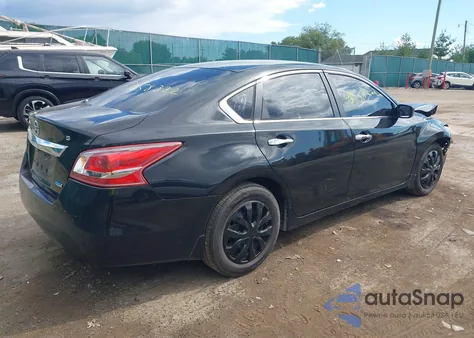 2013 Nissan Altima 2.5/S/Sv/Sl z USA, uszkodzony, nr VIN 1N4AL3AP0DC265732